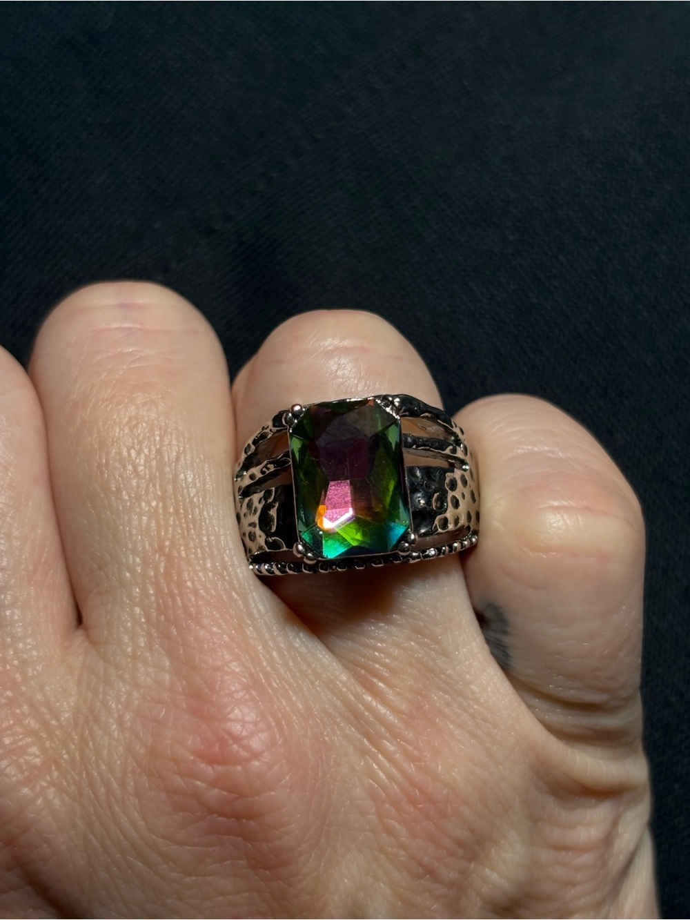 Women’s Multicolor Volcano Gemstone Statement Ring - Silver toned Stretch Band - Picture 5 of 5